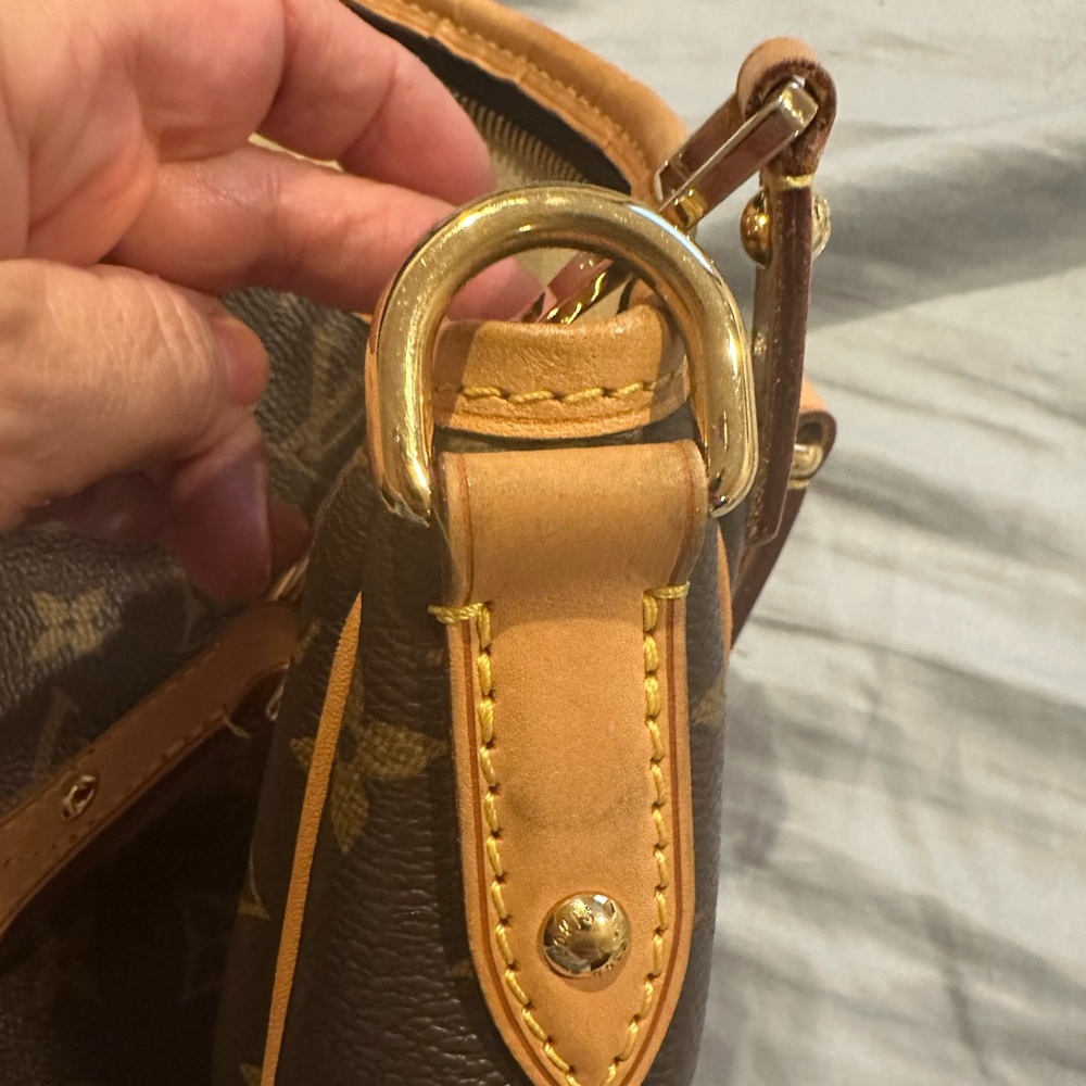 Louis Vuitton Brown Monogram Tote Bag - Picture 16 of 16
